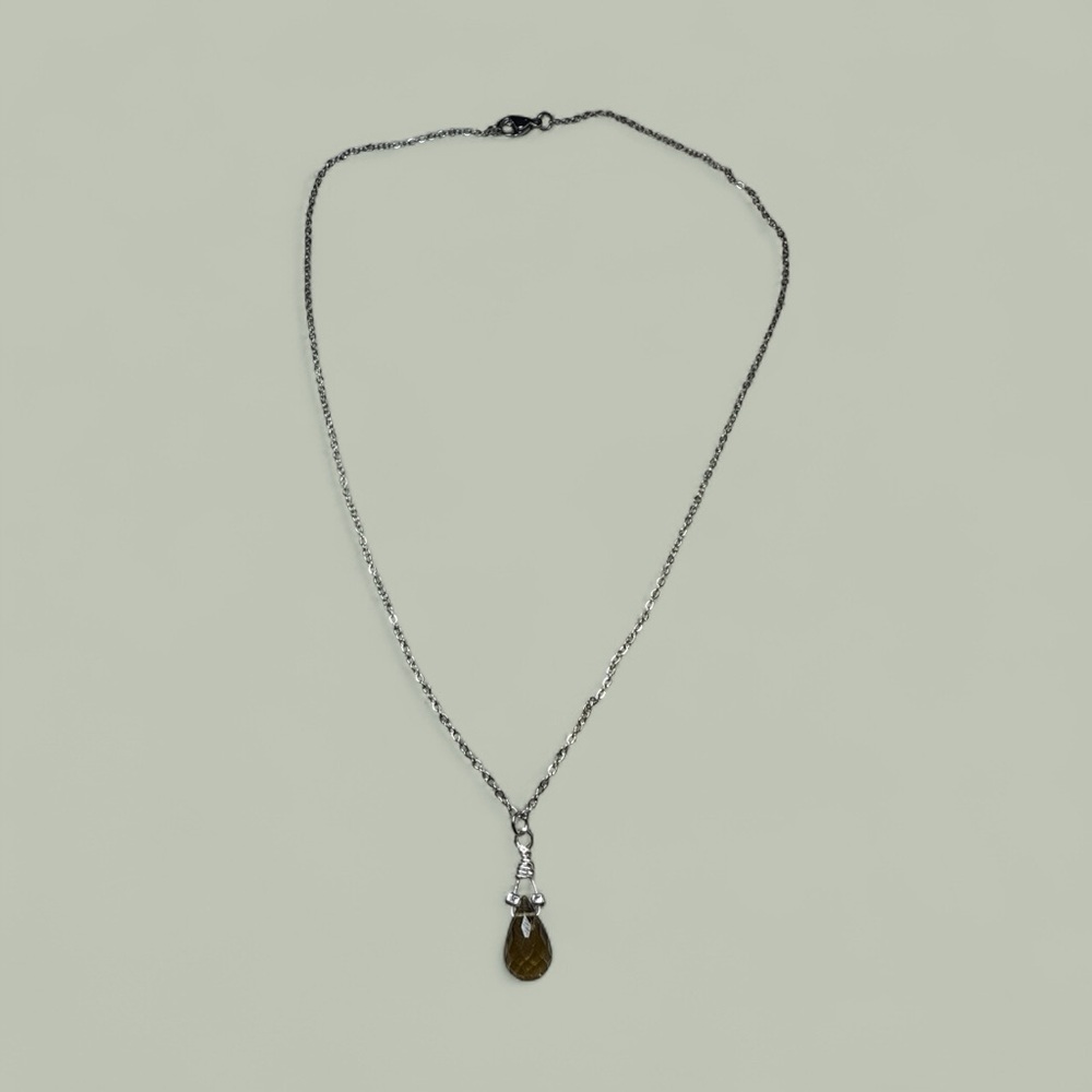Elegant Sterling Silver Necklace with Whiskey Quartz Pendant‎